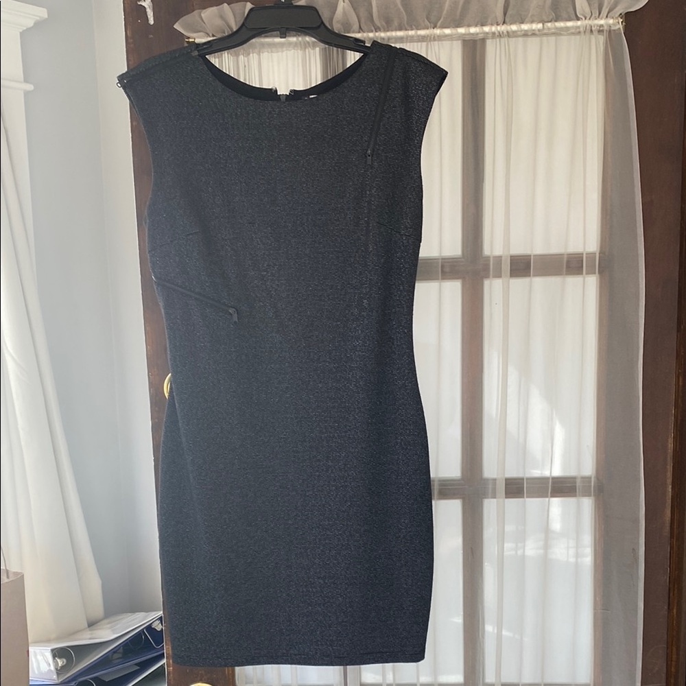 Elegant Black Sleeveless Dress
